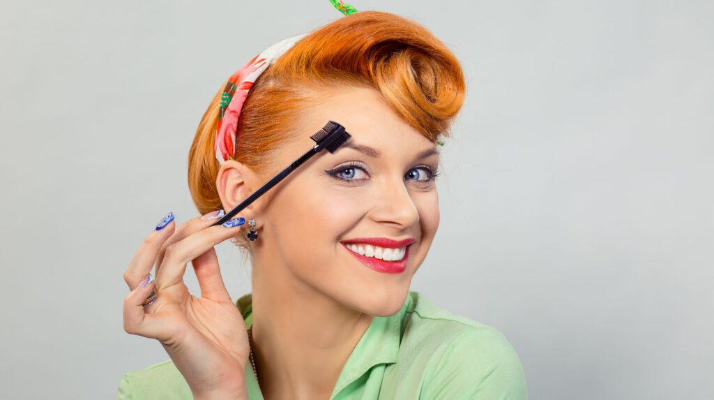 Des habitudes de soins astucieuses pour les sourcils. Les règles d’or que vous devez connaître !